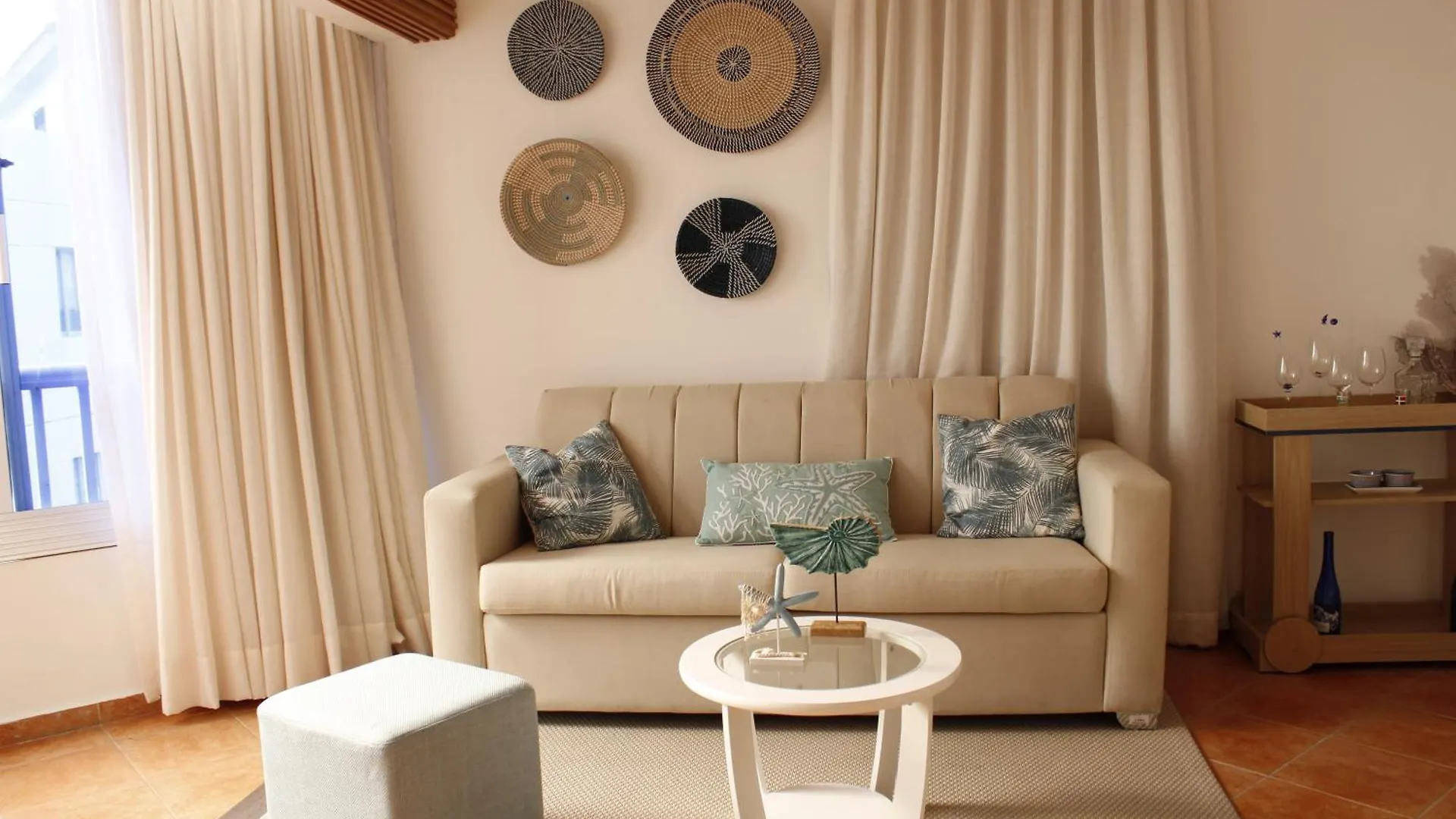 Aparthotel Albatros By R&R 2 Villa Del Mar